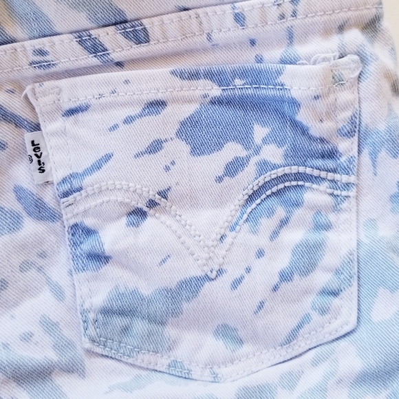 Levi's Tie Dye Shorts Size 10 Regular - Picture 4 of 11